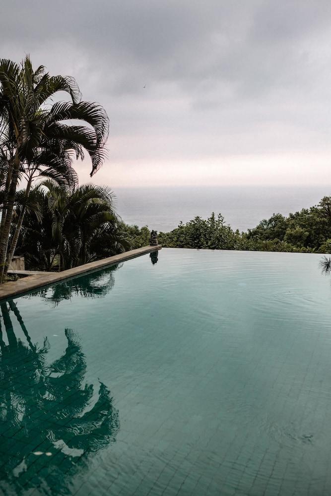 The Hamsa Resort Lovina